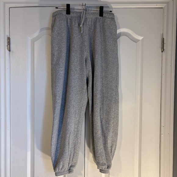 NOBO Grey Sweatpants Cuffed - Picture 1 of 3